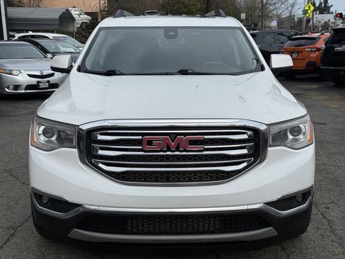 Used 2018 GMC Acadia SLT image 11