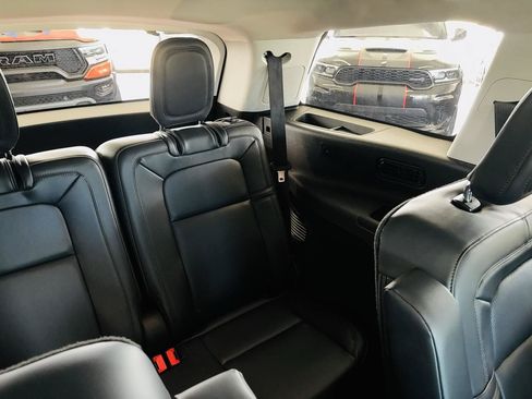 Used 2026 Lincoln Aviator Reserve AWD/4WD image 41