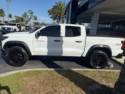 Certified 2023 Chevrolet Colorado Trail Boss w/ LPO, Dark Essentials Package image 3