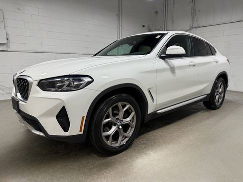 Used 2023 BMW X4 xDrive30i w/ Premium Package AWD/4WD image 1