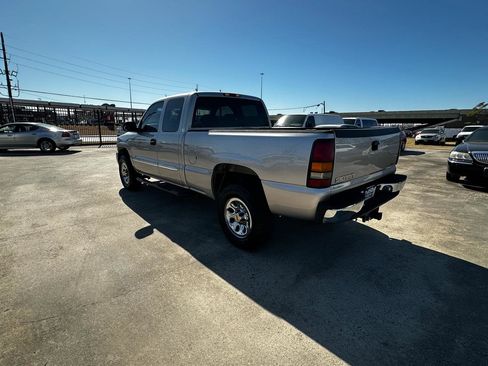 Used 2004 GMC Sierra 1500 SLE w/ Safe And Sound Package image 3