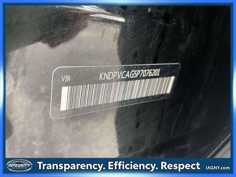 Used 2023 Kia Sportage EX image 19