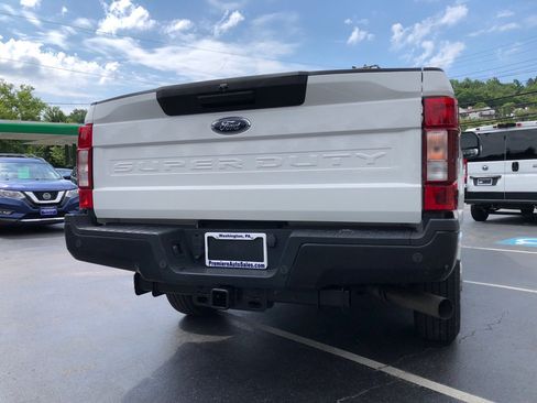 Used 2022 Ford F250 XL w/ Power Equipment Group RWD image 5