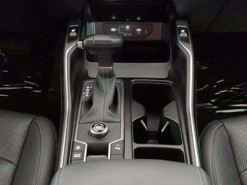 Used 2026 Kia Sorento S w/ S Panoramic Sunroof Package FWD image 18