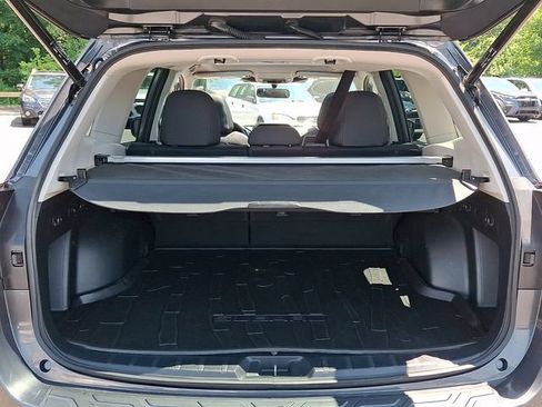 Used 2023 Subaru Forester Premium AWD/4WD image 31