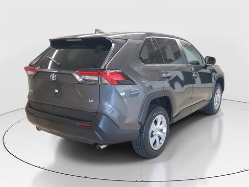 Certified 2022 Toyota RAV4 LE image 7