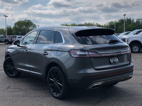 Used 2022 Lincoln Nautilus Reserve w/ Monochromatic Package image 26