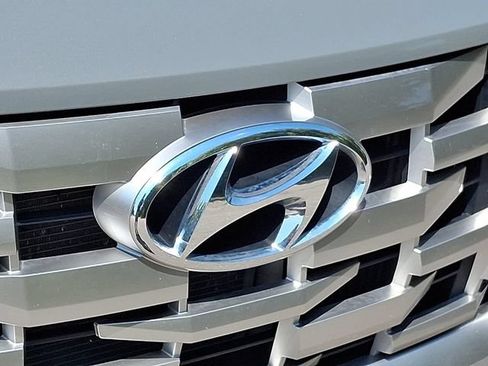 Used 2023 Hyundai Santa Cruz SEL Premium AWD/4WD image 33