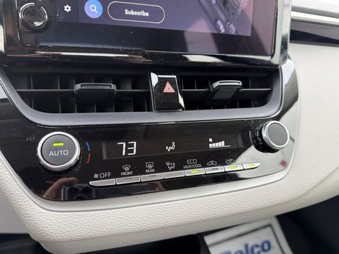 Used 2025 Toyota Corolla Hybrid Sedan image 42