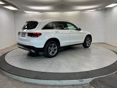 Used 2021 Mercedes-Benz GLC 300 GLC 300 w/ Premium Package image 5