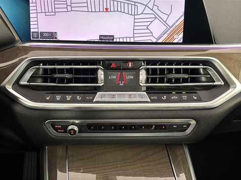 Used 2019 BMW X5 xDrive40i w/ Premium Package AWD/4WD image 22