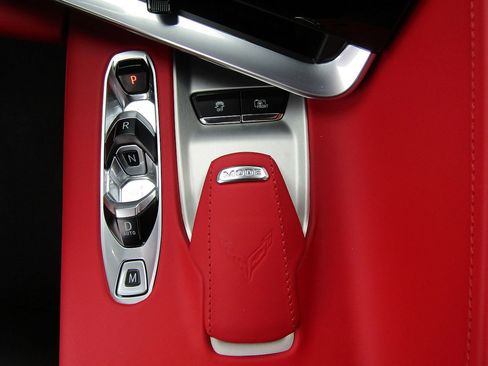 Used 2024 Chevrolet Corvette Stingray Premium Cpe w/ Z51 Performance Package RWD image 16