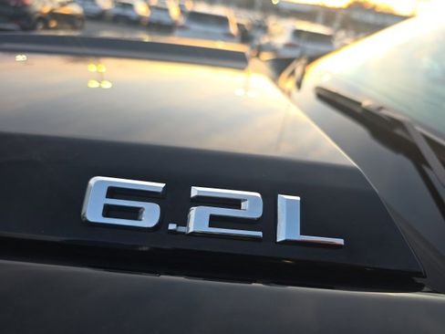 Used 2023 Chevrolet Silverado 1500 ZR2 w/ Technology Package image 13