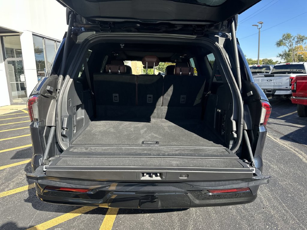 Used 2025 Lincoln Navigator L Reserve AWD/4WD image 21
