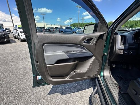 Used 2016 Chevrolet Colorado Z71 AWD/4WD image 21