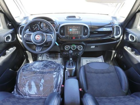 Used 2019 FIAT 500L Pop w/ Popular Equipment Group image 10