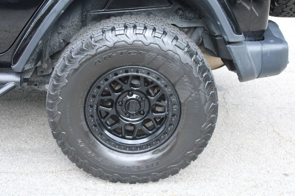 Used 2018 Jeep Wrangler Unlimited Rubicon AWD/4WD image 41