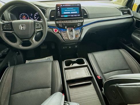 Used 2026 Honda Odyssey Elite image 36