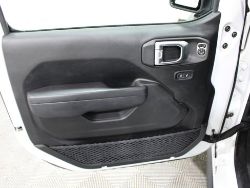 Used 2023 Jeep Wrangler Unlimited w/ 8.4" Radio Group AWD/4WD image 6