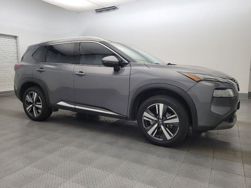 Used 2021 Nissan Rogue SL AWD/4WD image 11