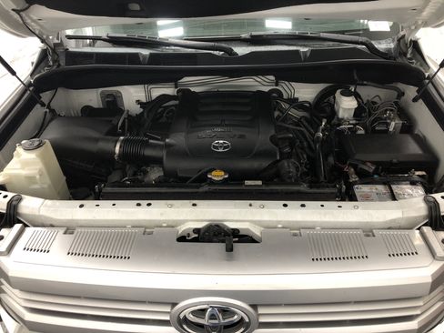 Used 2015 Toyota Tundra 1794 Edition image 6
