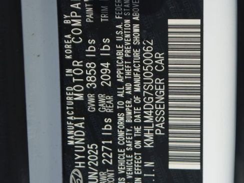 Used 2025 Hyundai Elantra Sport FWD image 24