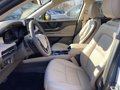 Used 2023 Lincoln Corsair AWD w/ Equipment Group 101A image 21