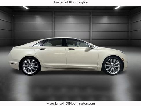 Used 2015 Lincoln MKZ AWD w/ Equipment Group 101A Select image 8