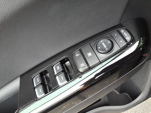 Used 2020 Kia Sportage EX AWD/4WD image 16