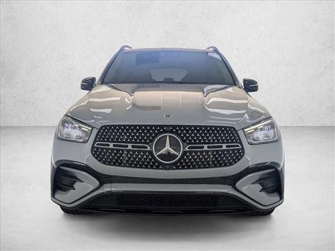 Used 2024 Mercedes-Benz GLE 450 4MATIC image 2