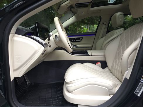 Used 2022 Mercedes-Benz S 580 4MATIC Sedan image 11