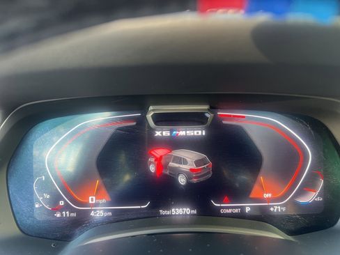 Used 2020 BMW X6 M50i w/ Executive Package image 17