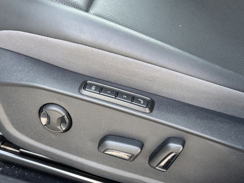 Certified 2023 Volkswagen ID.4 S RWD image 17