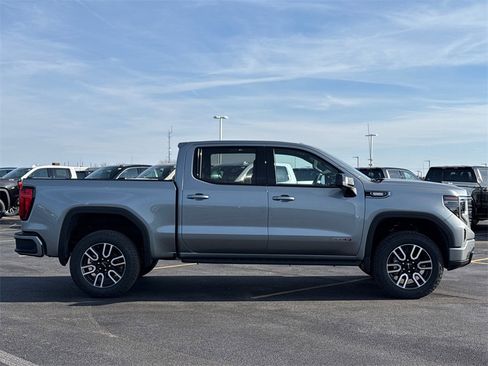 New 2026 GMC Sierra 1500 AT4 w/ AT4 Premium Package image 9