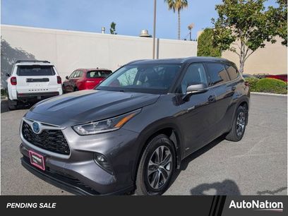 Used 2021 Toyota Highlander XLE