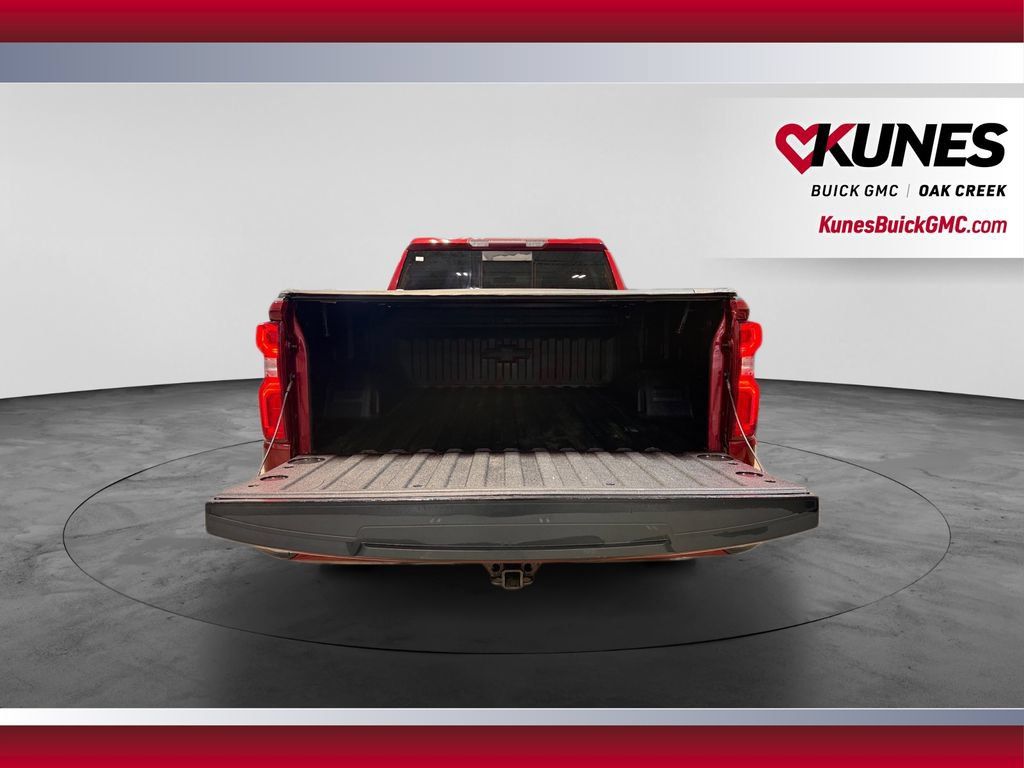 Used 2020 Chevrolet Silverado 1500 RST AWD/4WD image 39