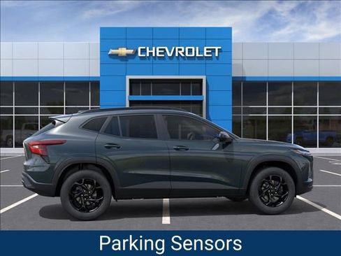 New 2026 Chevrolet Trax LT w/ Driver Confidence Package FWD image 5