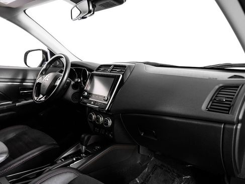 Used 2024 Mitsubishi Outlander Sport AWD image 11