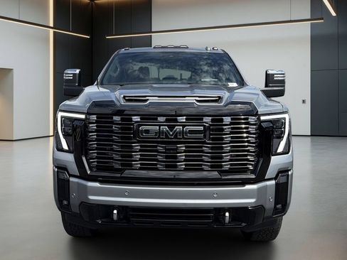 Certified 2025 GMC Sierra 2500 Denali Ultimate AWD/4WD image 10
