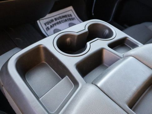 Used 2024 GMC Sierra 2500 SLE image 38