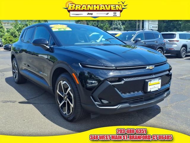 Used 2026 Chevrolet Equinox EV LT w/ Comfort Package AWD/4WD image 1
