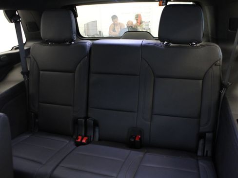 Used 2025 Chevrolet Tahoe LT w/ Comfort Package RWD image 37