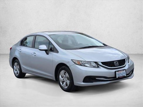 Used 2013 Honda Civic LX image 3