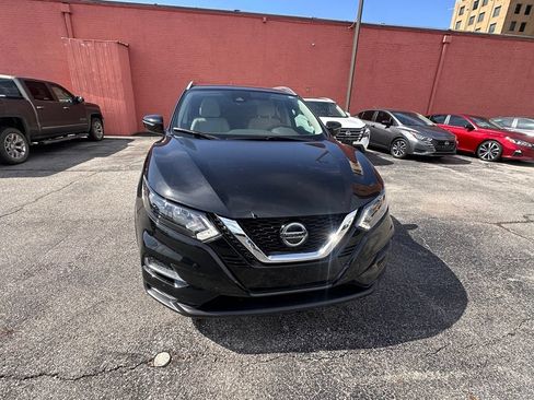 Used 2021 Nissan Rogue Sport SV FWD image 9