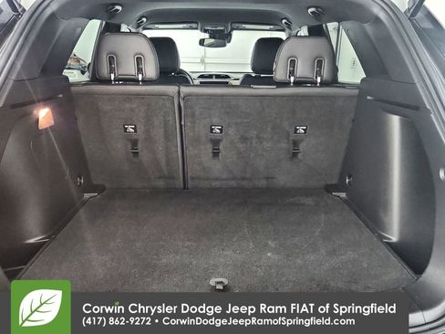 Used 2021 Chevrolet TrailBlazer ACTIV w/ Technology Package FWD image 29
