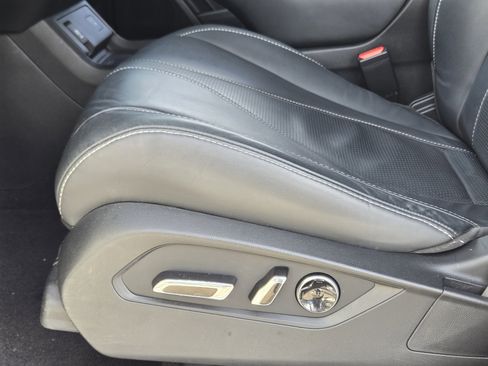 Used 2022 Acura RDX w/ Technology Package image 24