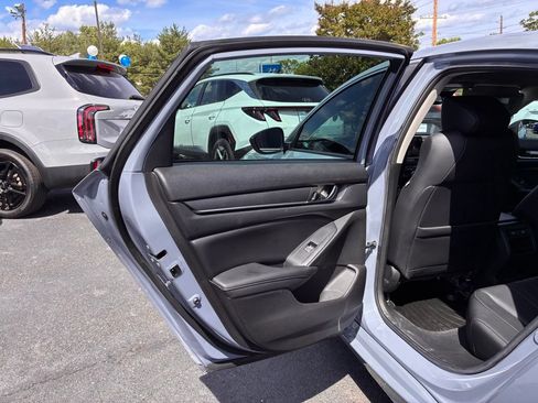 Used 2022 Honda Accord Sport Special Edition image 44
