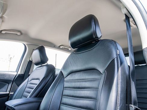 Used 2017 Ford Edge SEL w/ Equipment Group 201A FWD image 25