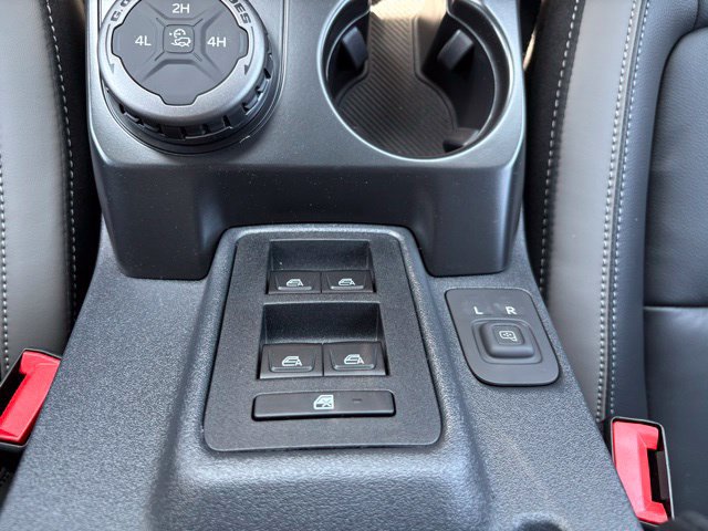 New 2026 Ford Bronco Outer Banks AWD/4WD image 30