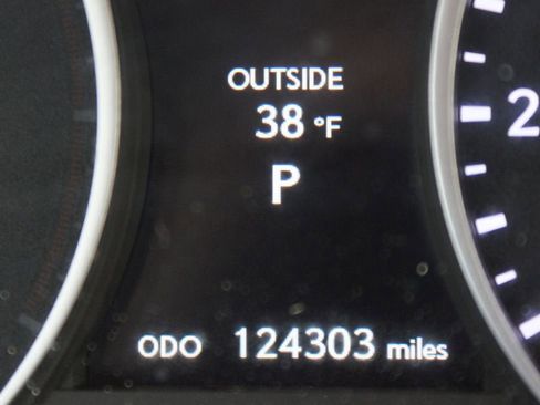 Used 2013 Lexus ES 300h Hybrid image 4